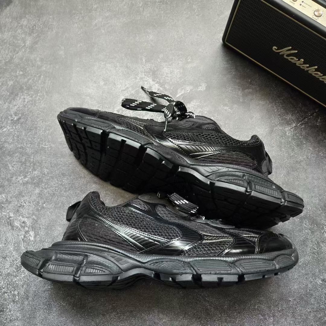 Balenciaga Balenciaga Black Lowtop Sneakers XXXL Men Size US 10 / EU 43 - 8 Thumbnail