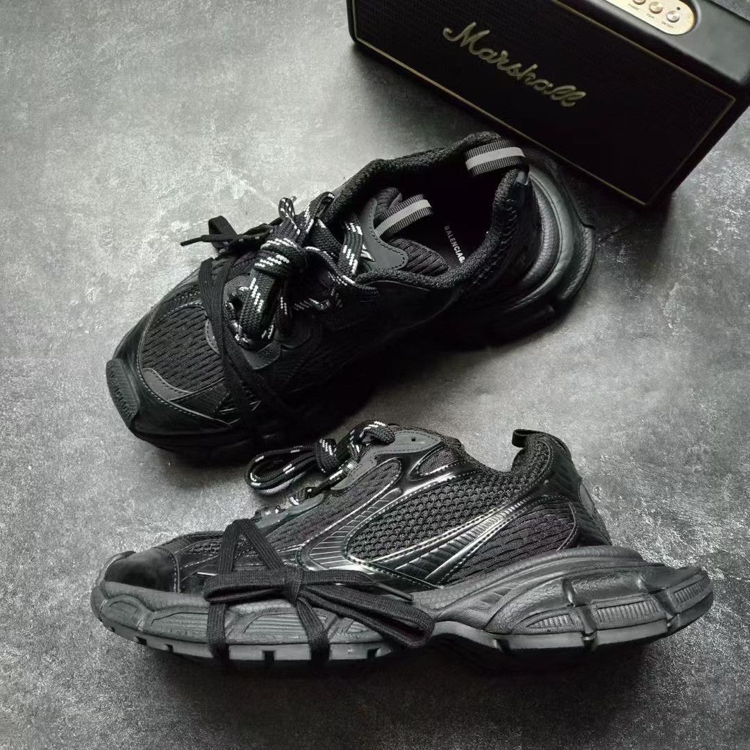 Balenciaga Balenciaga Black Lowtop Sneakers XXXL Men Size US 10 / EU 43 - 4 Thumbnail