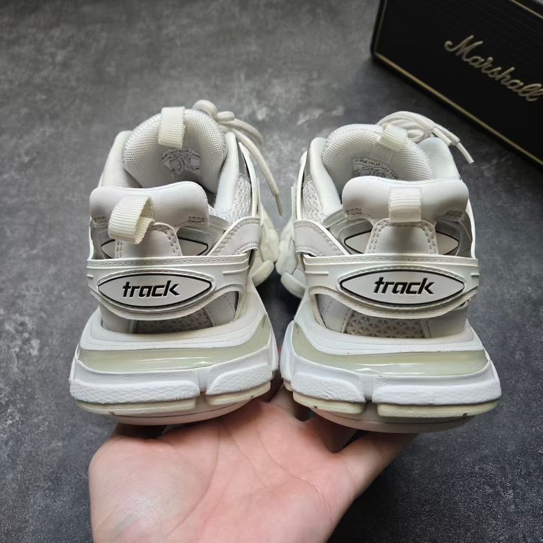 Balenciaga Balenciaga White Lowtop Sneakers 38 Women Size US 7.5 / IT 37.5 - 3 Thumbnail