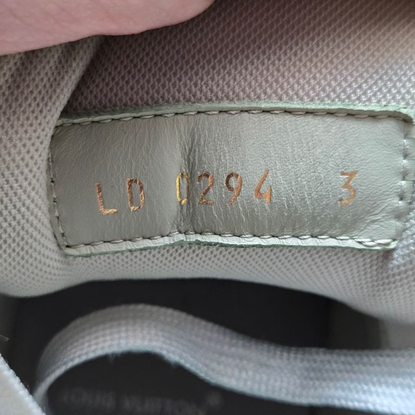 Louis Vuitton Louis Vuitton Training Green Lowtop Sneakers 37 Women Size US 6.5 / IT 36.5 - 5 Thumbnail