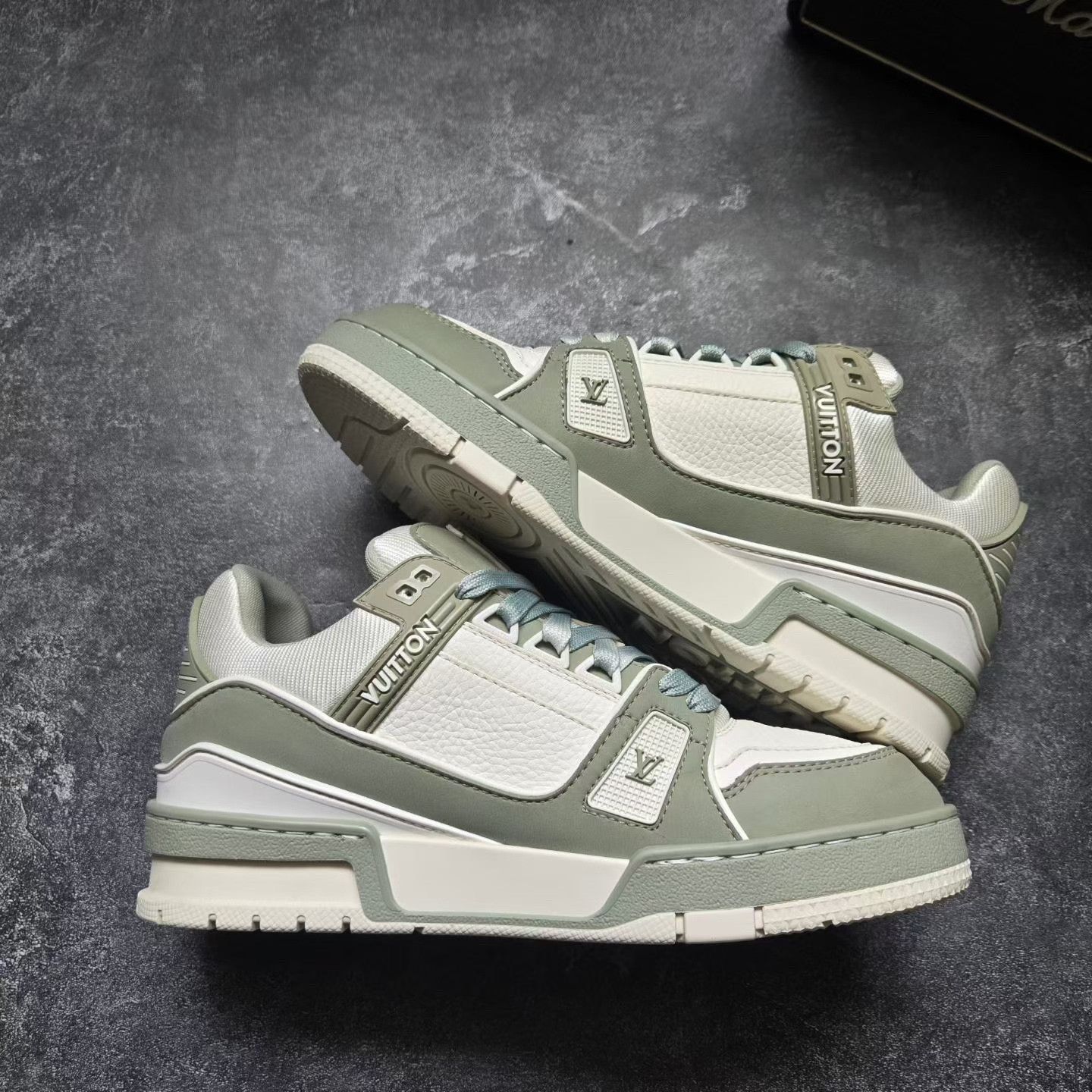 Louis Vuitton Louis Vuitton Training Green Lowtop Sneakers 37 Women Size US 6.5 / IT 36.5 - 9 Thumbnail