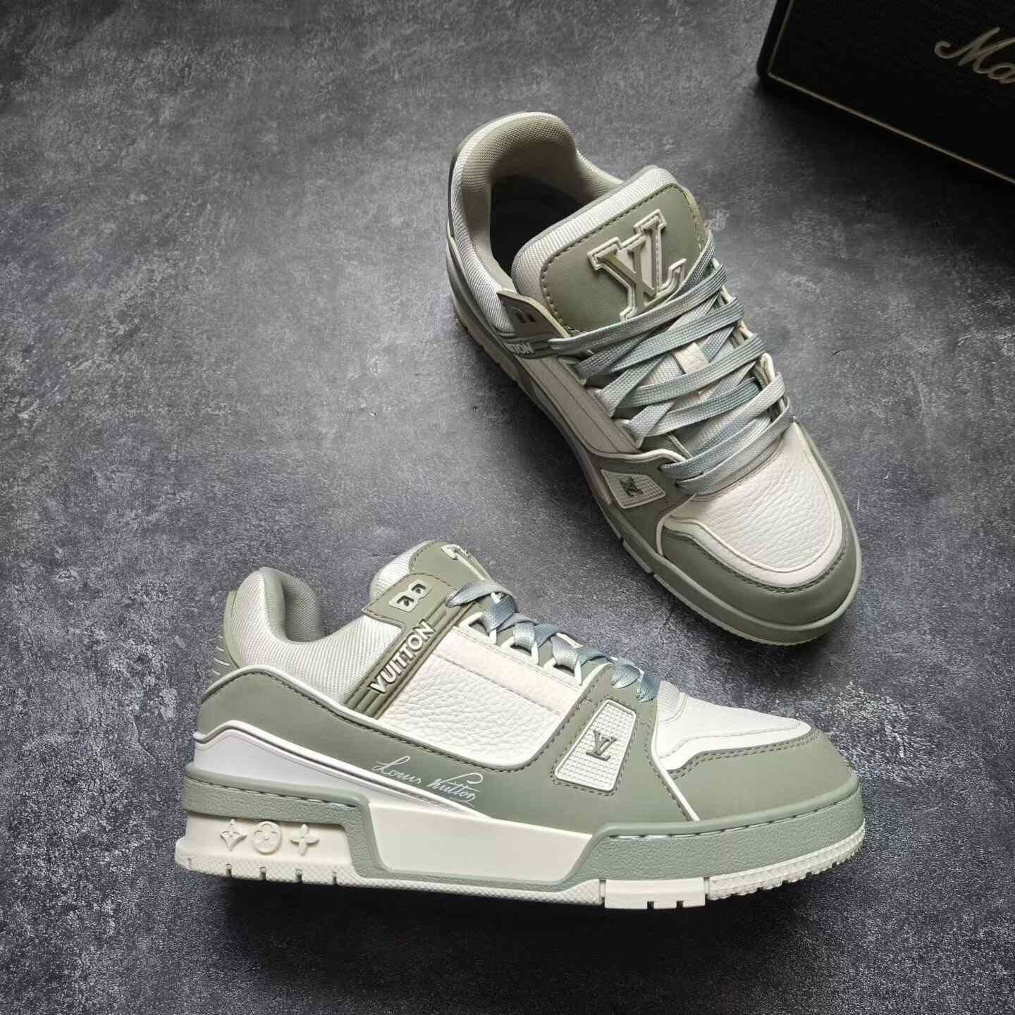 Louis Vuitton Louis Vuitton Training Green Lowtop Sneakers 37 Women Size US 6.5 / IT 36.5 - 6 Thumbnail
