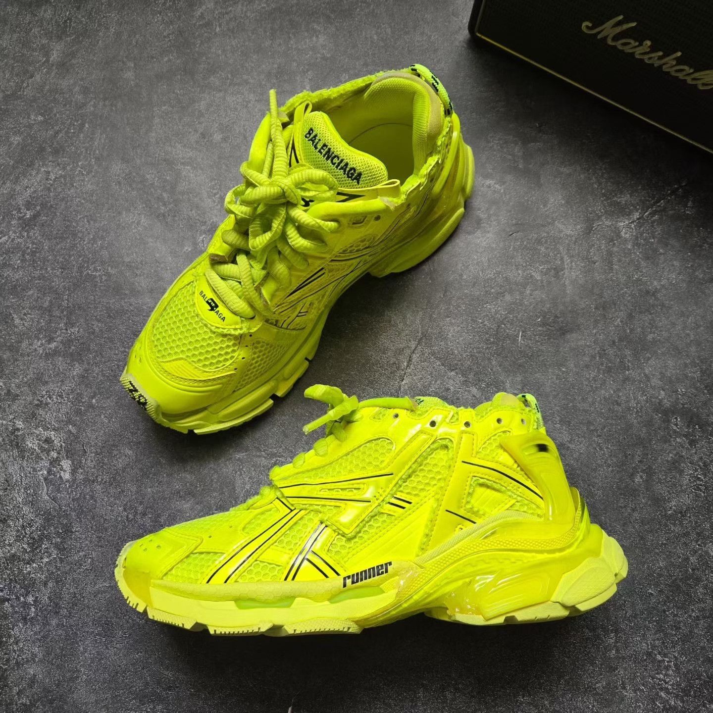 Balenciaga Balenciaga Running Yellow Lowtop Sneakers 38 Women Size US 7.5 / IT 37.5 - 4 Thumbnail