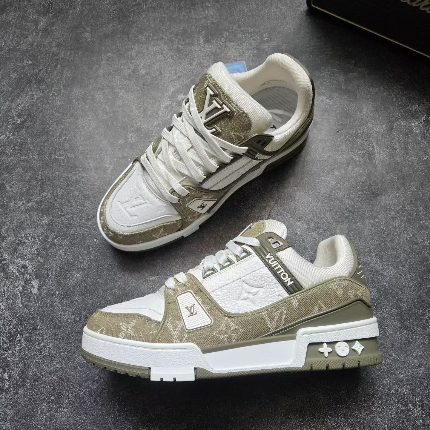 Louis Vuitton Louis Vuitton Training Green Lowtop Sneakers 36 Women Size US 6 / IT 36 - 4 Thumbnail
