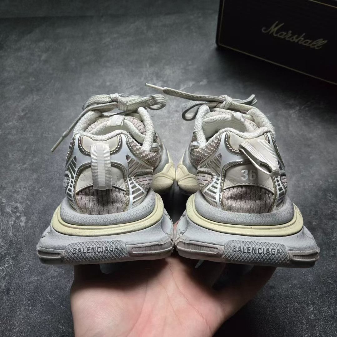 Balenciaga Balenciaga Beige Lowtop Sneakers XXXL Women Size US 8 / IT 38 - 3 Thumbnail