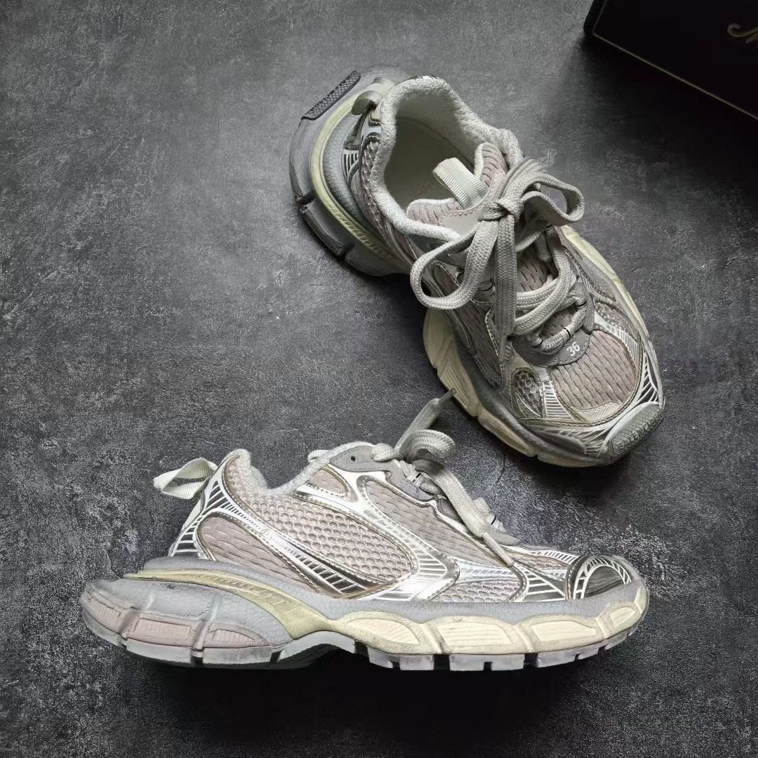 Balenciaga Balenciaga Beige Lowtop Sneakers XXXL Women Size US 8 / IT 38 - 6 Thumbnail