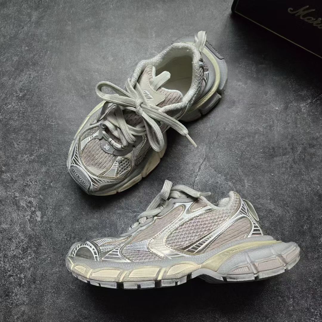 Balenciaga Balenciaga Beige Lowtop Sneakers XXXL Women Size US 8 / IT 38 - 4 Thumbnail