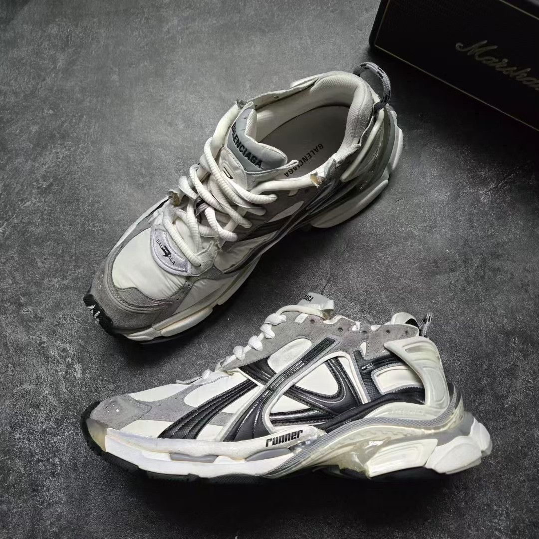 Balenciaga Balenciaga Running Black Lowtop Sneakers 44 Men Size US 10.5 / EU 43-44 - 4 Thumbnail