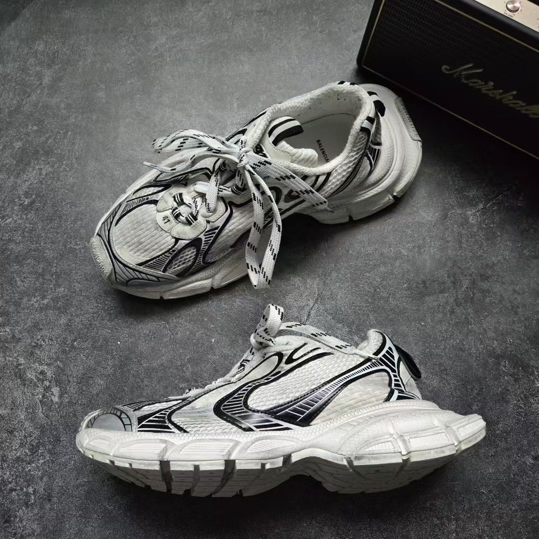 Balenciaga Balenciaga Black Lowtop Sneakers XXXL Men Size US 10 / EU 43 - 4 Thumbnail
