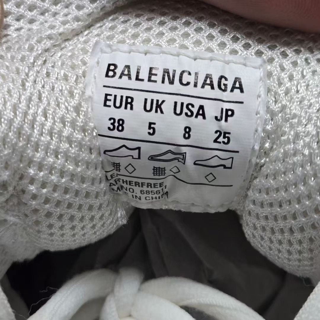 Balenciaga Balenciaga Black Lowtop Sneakers 38 Women Size US 7.5 / IT 37.5 - 5 Thumbnail