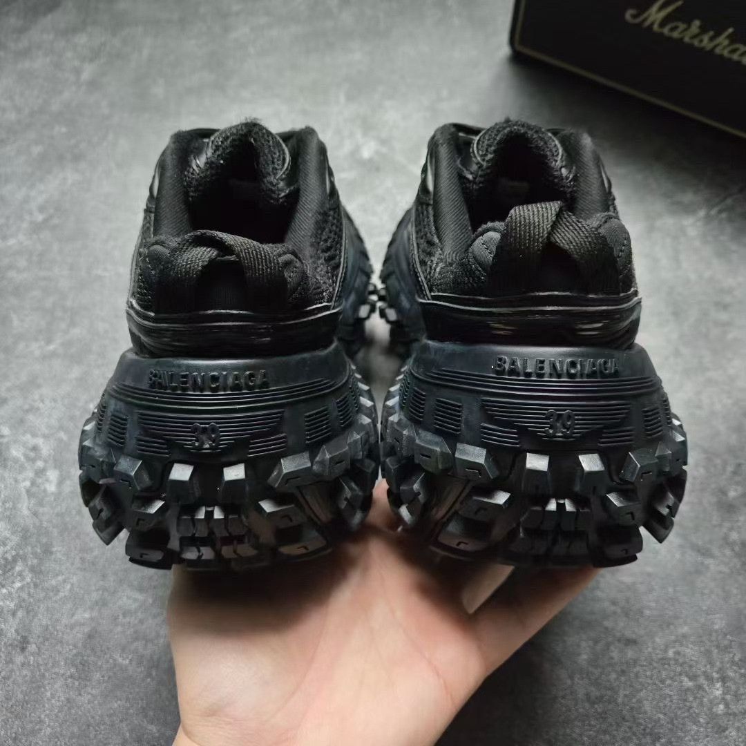 Balenciaga Balenciaga Black Lowtop Sneakers 39 Men Size US 6.5 / EU 39-40 - 3 Thumbnail