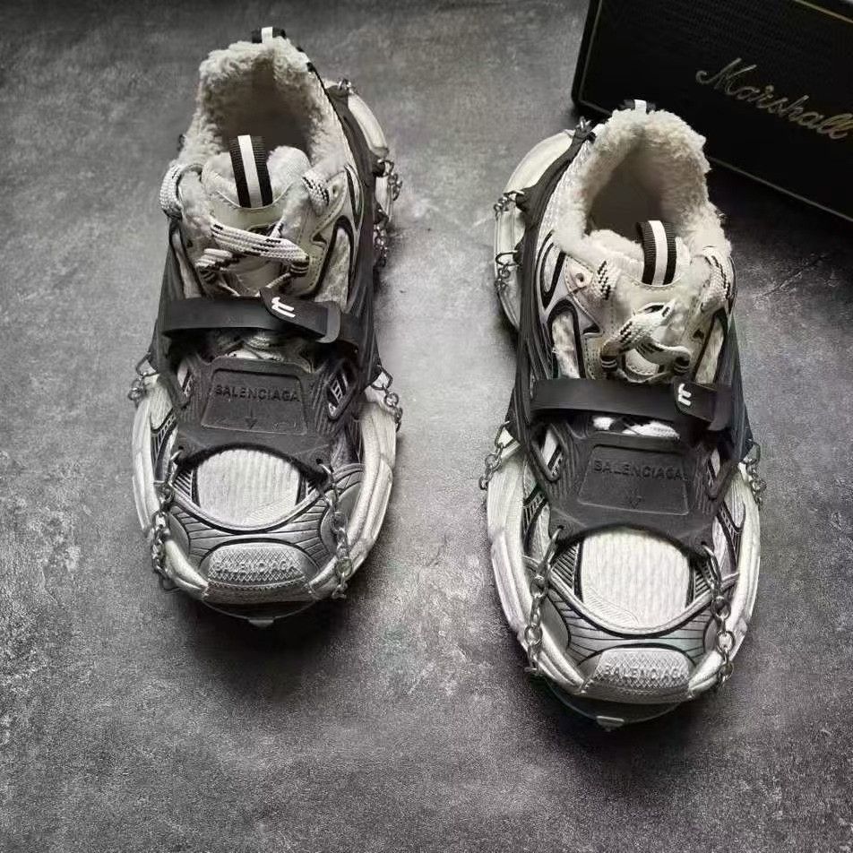 Balenciaga Balenciaga Thermal Lowtop Sneakers XXXL Men Size US 10 / EU 43 - 2 Thumbnail