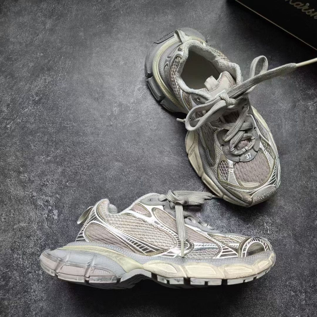 Balenciaga Balenciaga Beige Lowtop Sneakers XXXL Women Size US 8 / IT 38 - 5 Thumbnail