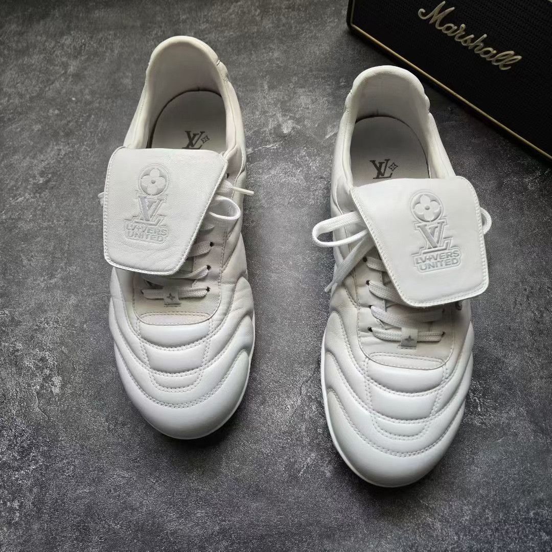 Balenciaga Balenciaga Football White Hoodie 42 Men Size US M / EU 48-50 / 2 - 2 Thumbnail