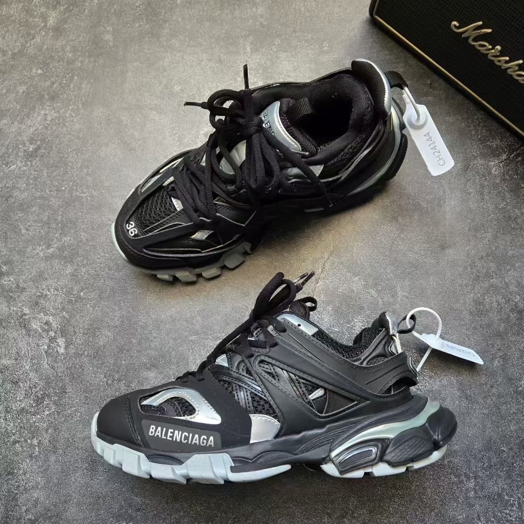 Balenciaga Balenciaga Silver Lowtop Sneakers 36 Women Size US 6 / IT 36 - 4 Thumbnail