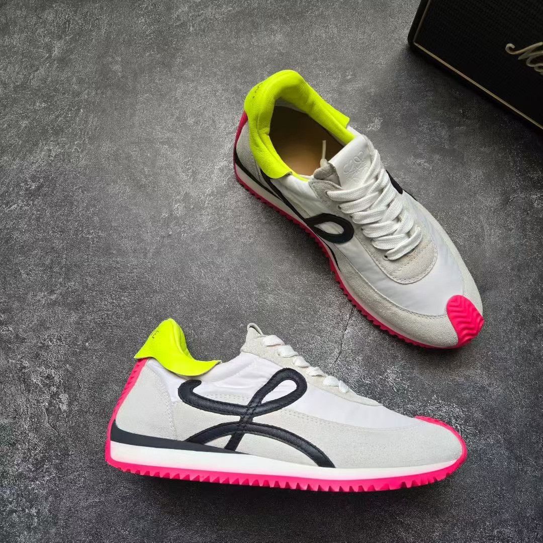 Balenciaga Balenciaga Running Pink Lowtop Sneakers 36 Women Size US 6 / IT 36 - 6 Thumbnail