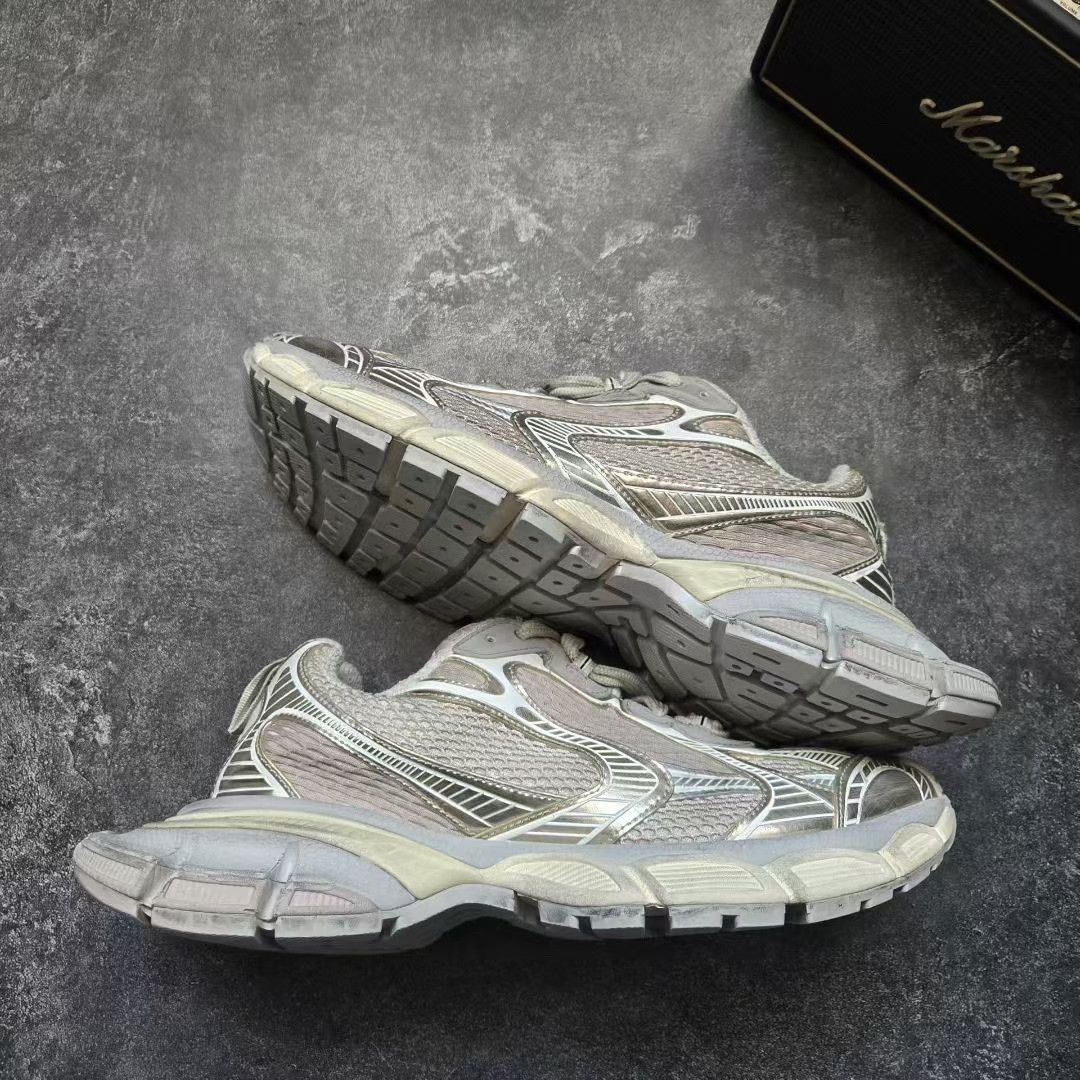 Balenciaga Balenciaga Beige Lowtop Sneakers XXXL Men Size US 10 / EU 43 - 8 Thumbnail