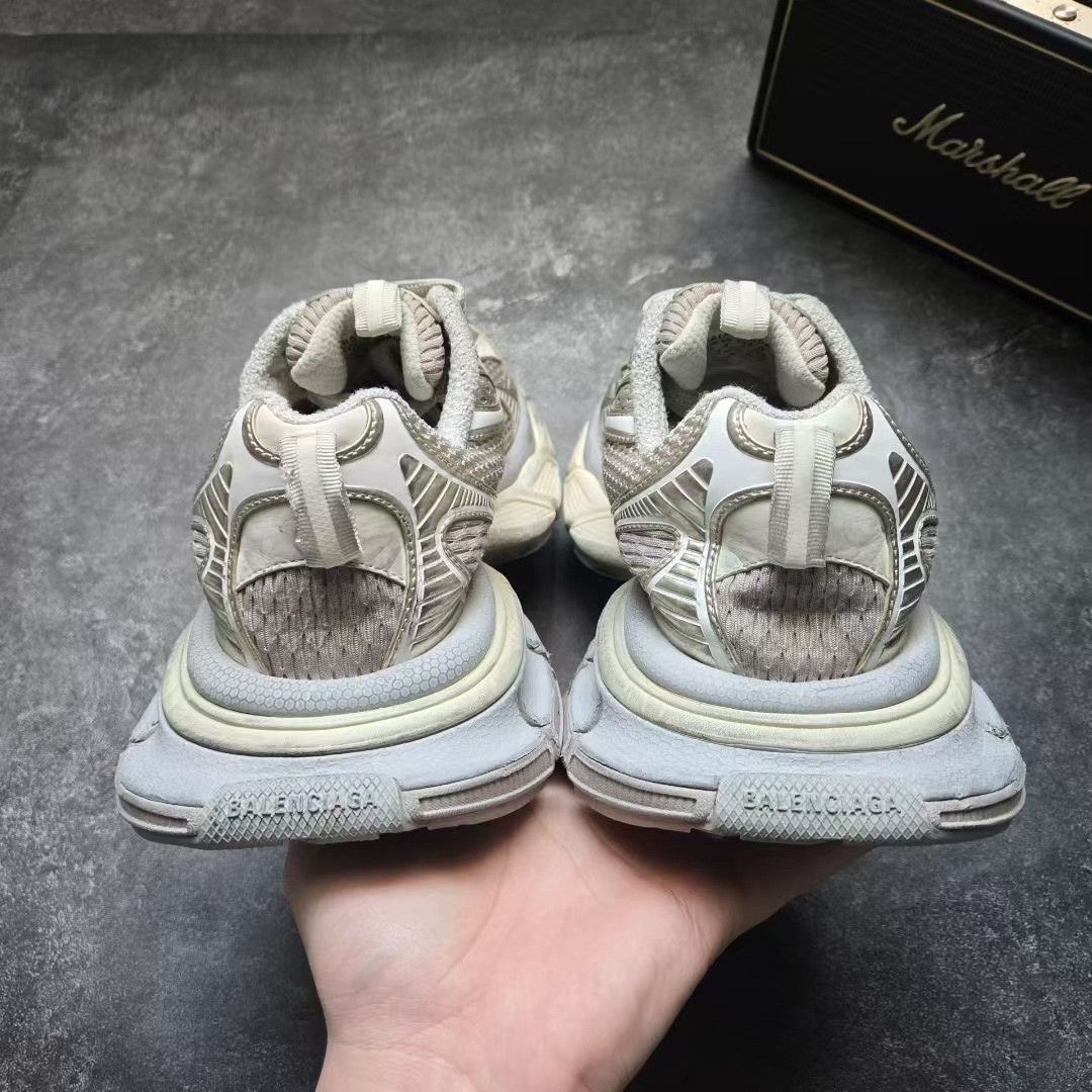 Balenciaga Balenciaga Beige Lowtop Sneakers XXXL Men Size US 10 / EU 43 - 3 Thumbnail
