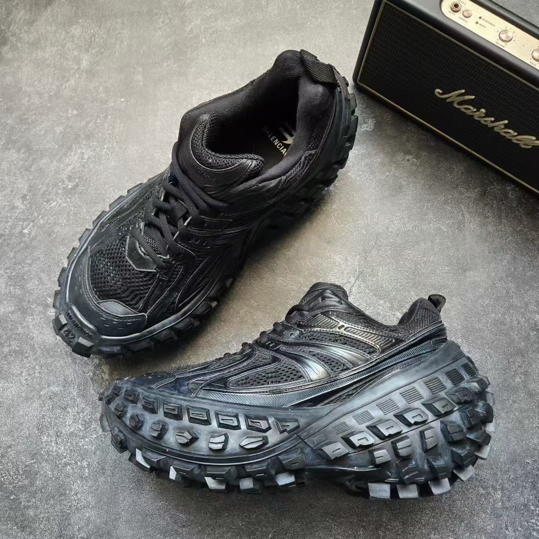 Balenciaga Balenciaga Black Lowtop Sneakers 42 Men Size US 9 / EU 42 - 4 Thumbnail