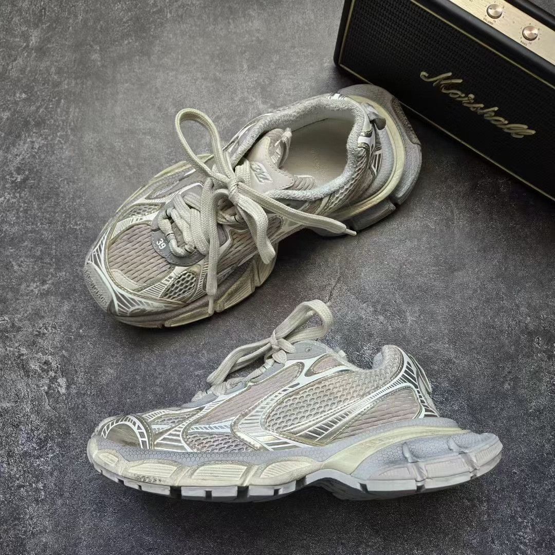 Balenciaga Balenciaga Beige Lowtop Sneakers XXXL Men Size US 10 / EU 43 - 4 Thumbnail