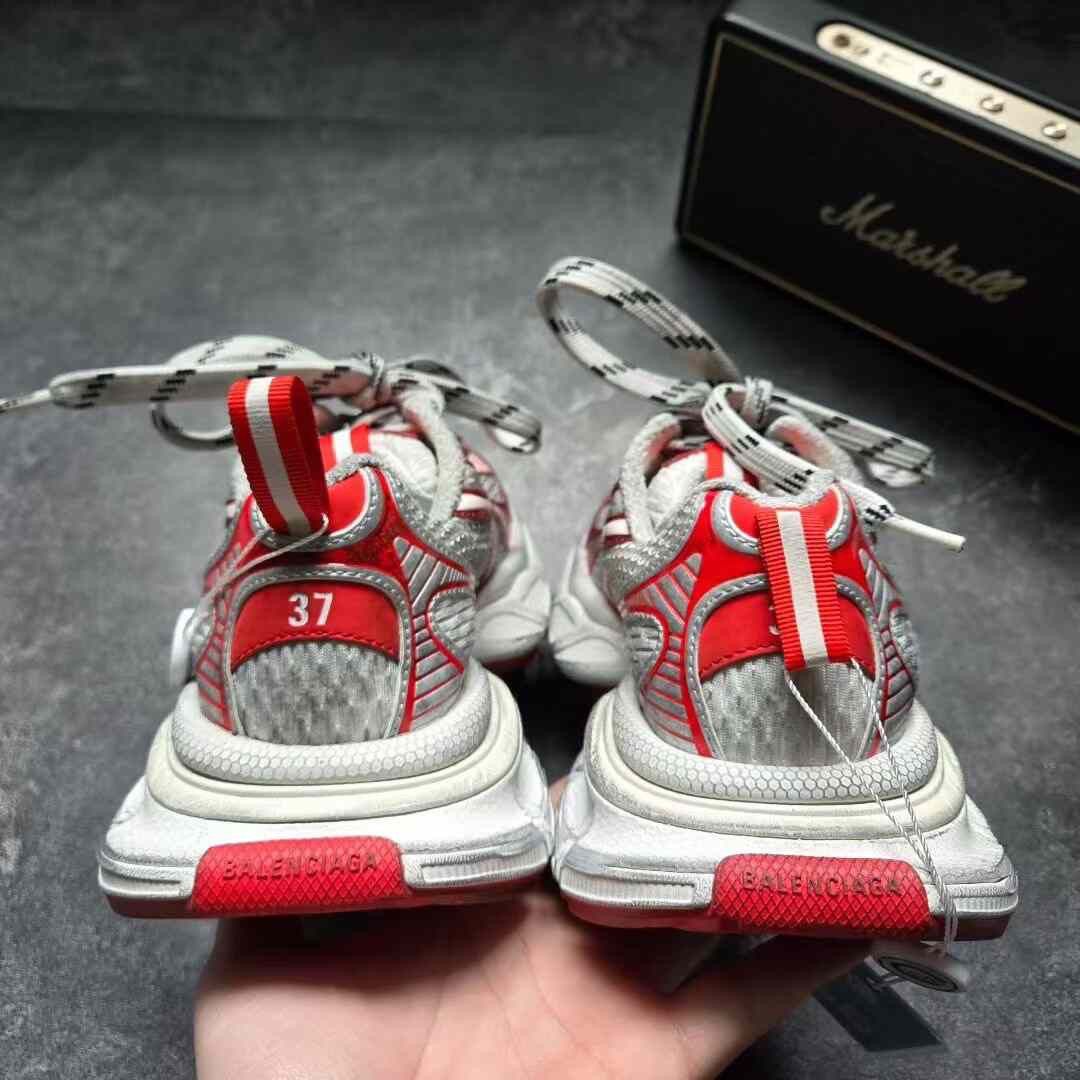 Balenciaga Balenciaga Distressed Red Lowtop Sneakers XXXL Women Size US 8 / IT 38 - 3 Thumbnail