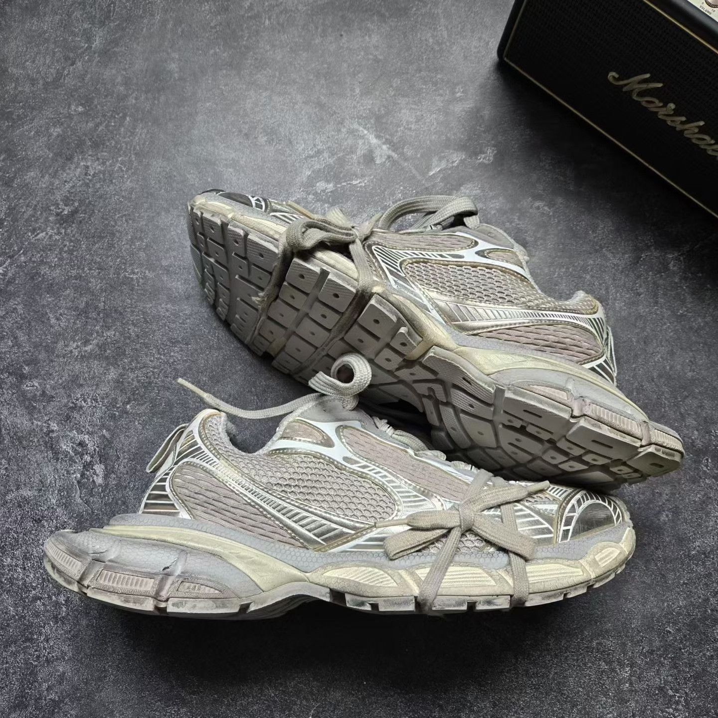 Balenciaga Balenciaga Beige Lowtop Sneakers XXXL Men Size US 10 / EU 43 - 8 Thumbnail