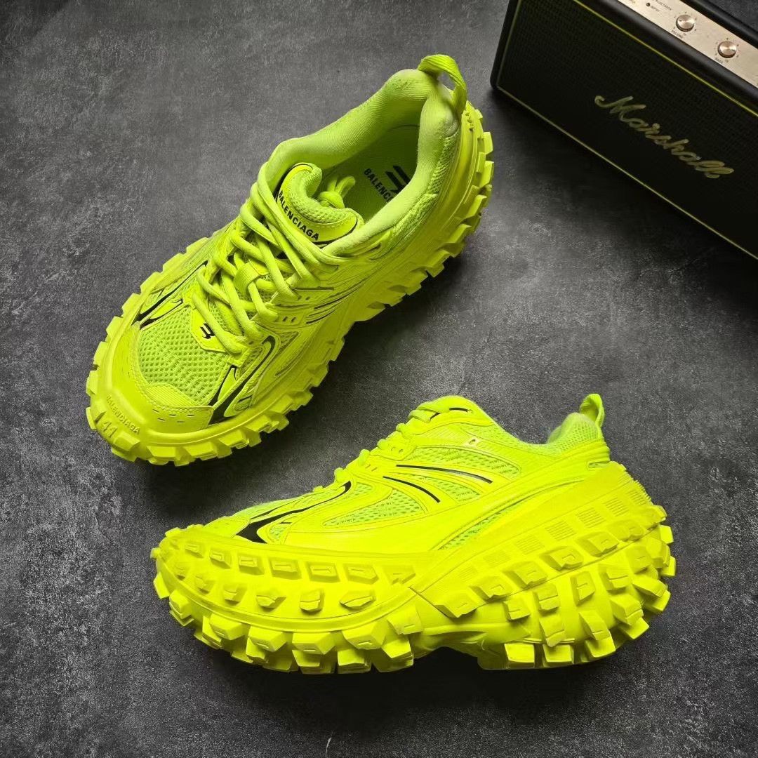 Balenciaga Balenciaga Glow Yellow Lowtop Sneakers 41 Men Size US 8.5 / EU 41-42 - 4 Thumbnail