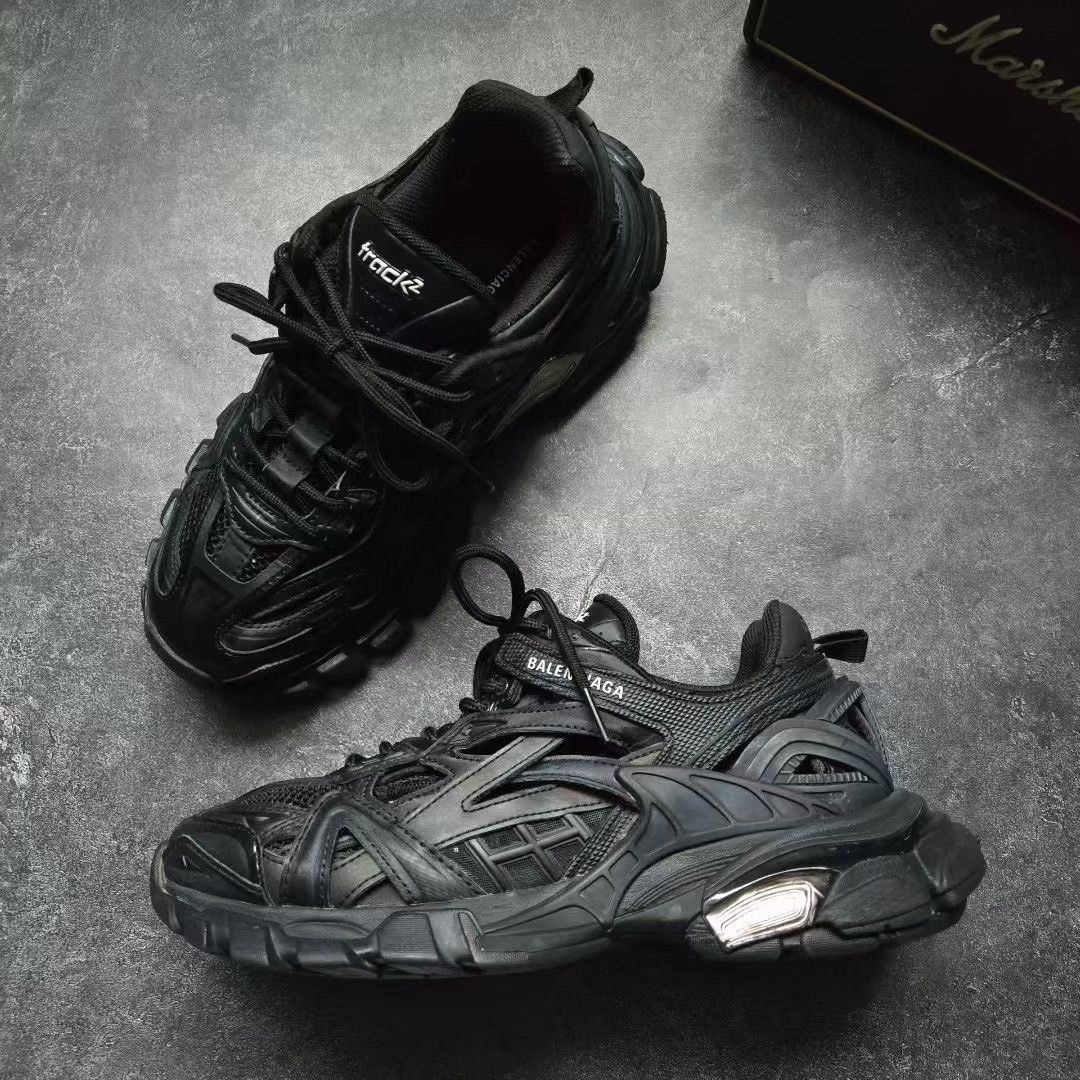 Balenciaga Balenciaga Black Lowtop Sneakers 38 Women Size US 7.5 / IT 37.5 - 4 Thumbnail