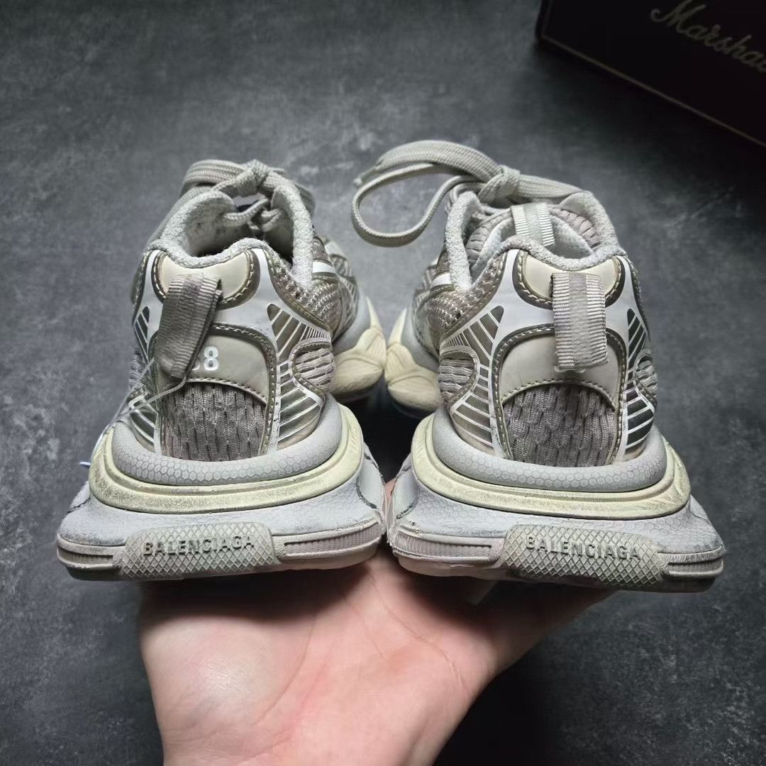 Balenciaga Balenciaga Beige Lowtop Sneakers XXXL Women Size US 8 / IT 38 - 3 Thumbnail