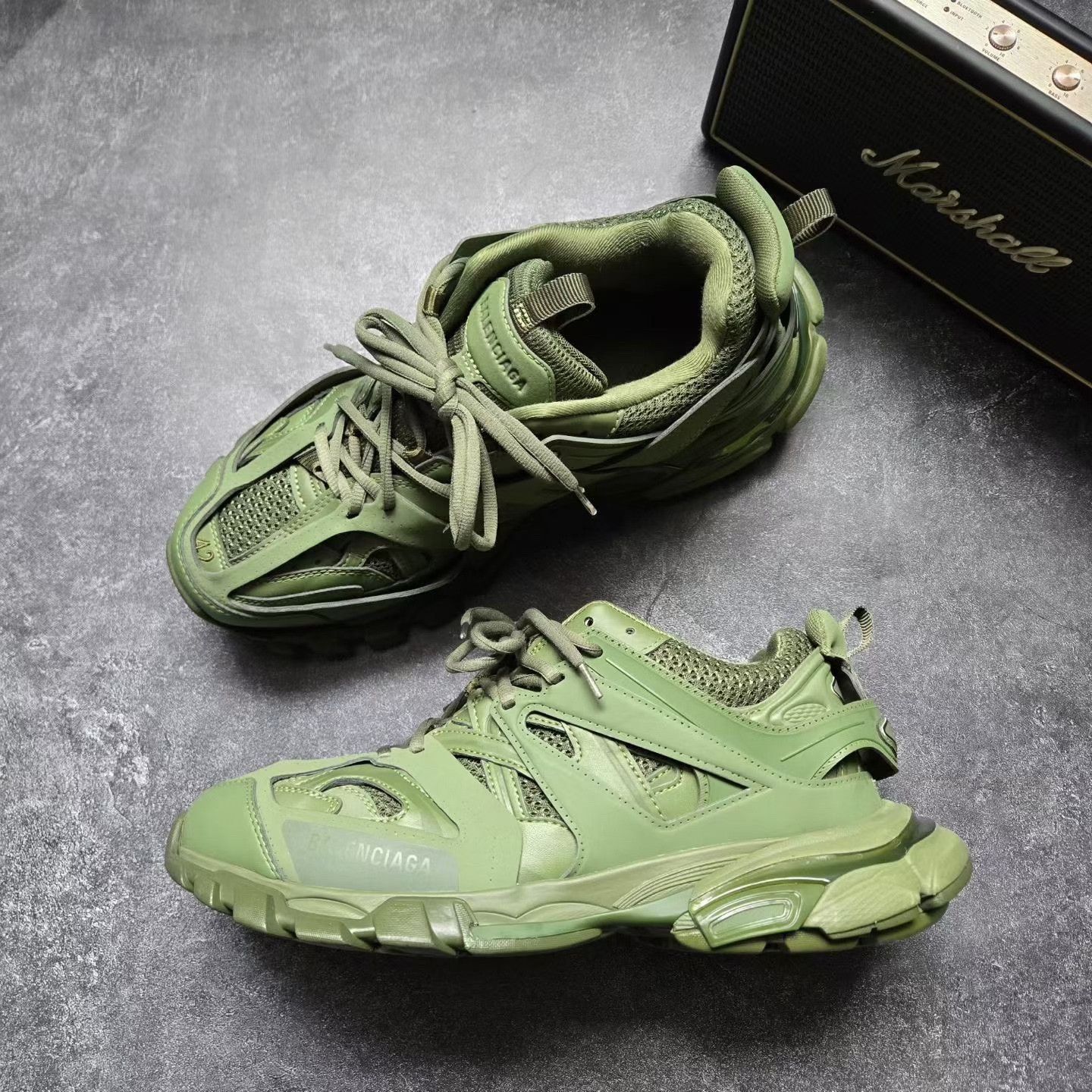 Balenciaga Balenciaga Green Lowtop Sneakers 42 Men Size US 9 / EU 42 - 4 Thumbnail