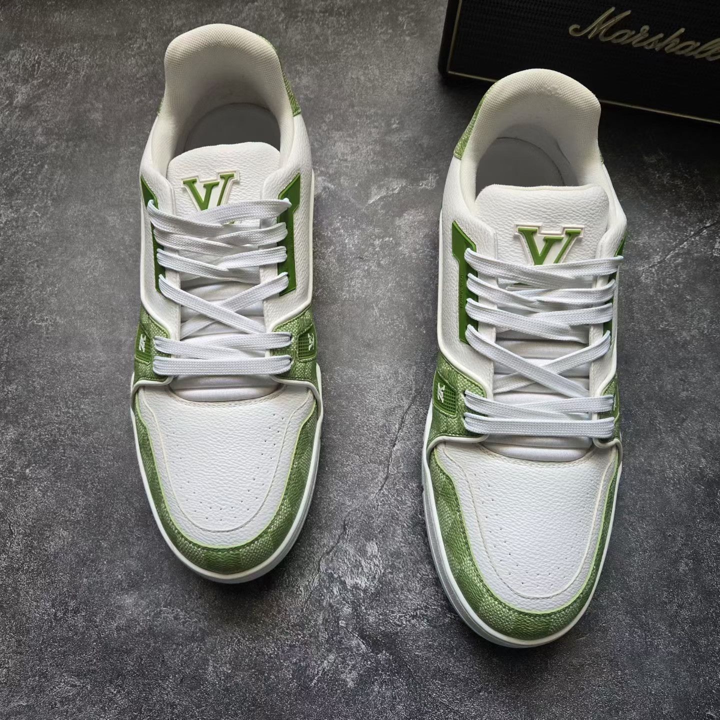 Louis Vuitton Louis Vuitton Training Green Lowtop Sneakers 42 Men Size US 9 / EU 42 - 2 Thumbnail