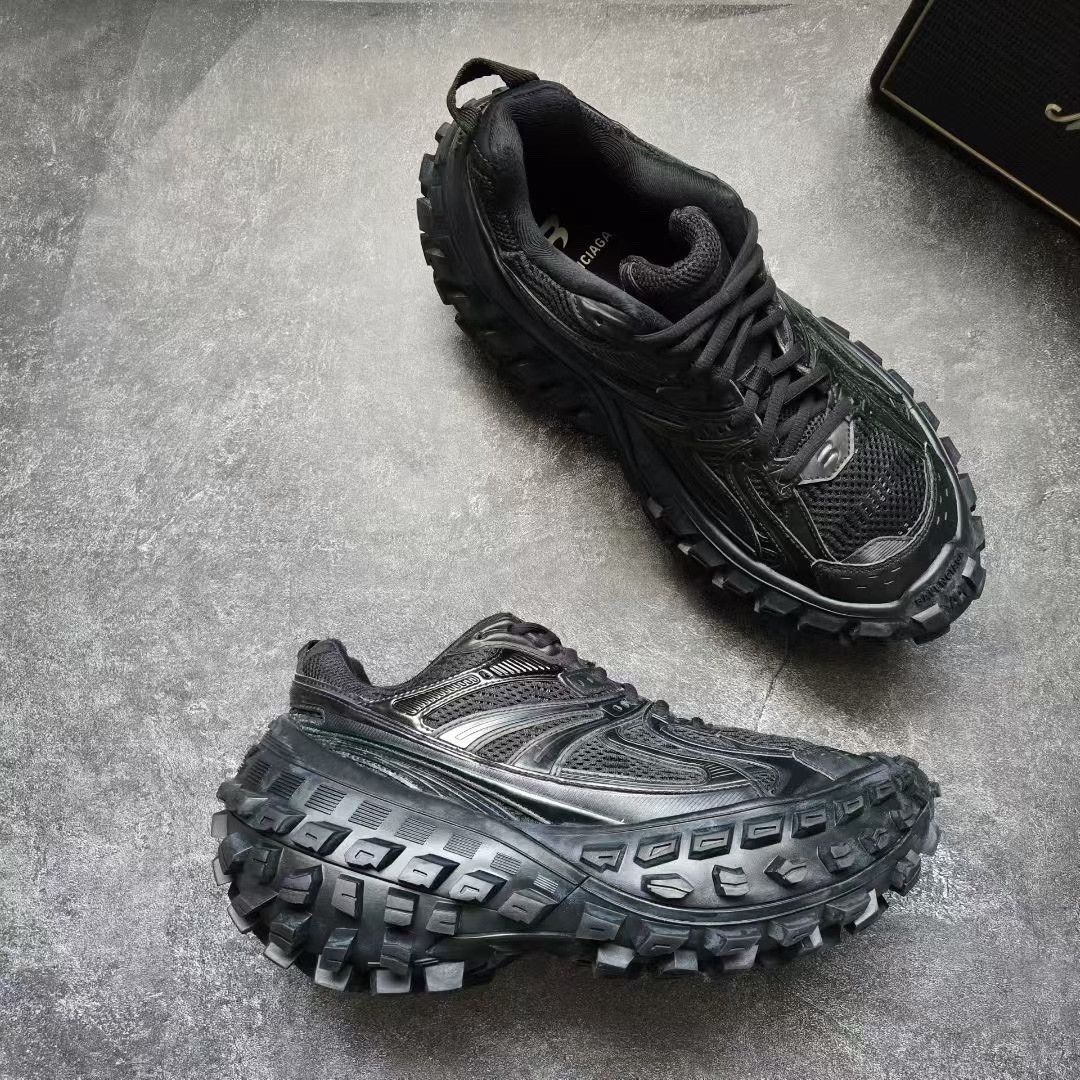 Balenciaga Balenciaga Black Lowtop Sneakers 41 Men Size US 8.5 / EU 41-42 - 6 Thumbnail
