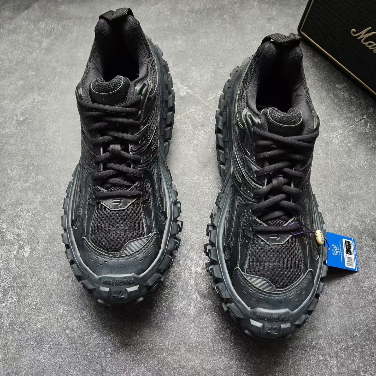 Balenciaga Balenciaga Black Lowtop Sneakers 42 Men Size US 9 / EU 42 - 2 Thumbnail