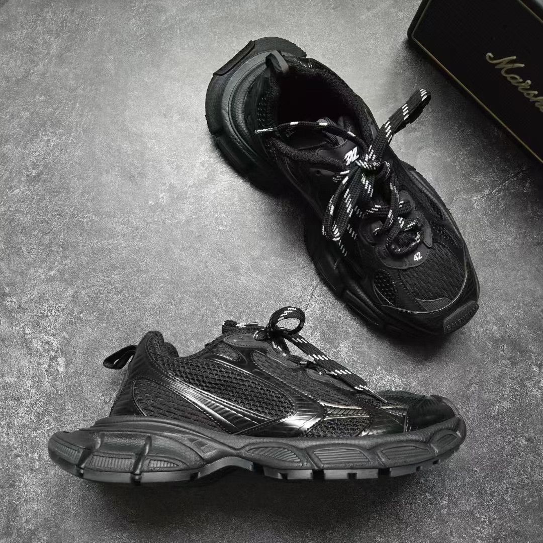 Balenciaga Balenciaga Black Lowtop Sneakers XXXL Men Size US 10 / EU 43 - 6 Thumbnail