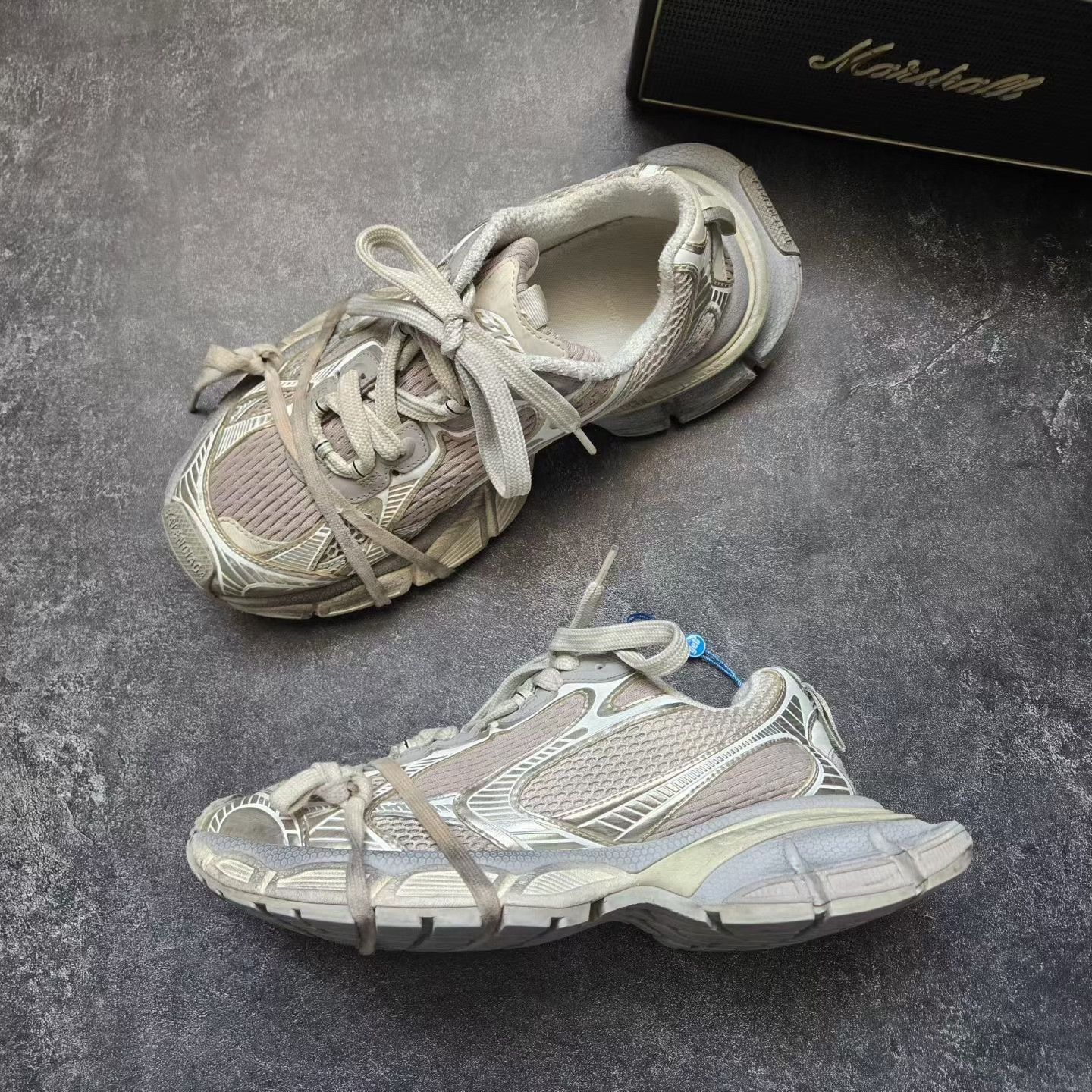 Balenciaga Balenciaga Beige Lowtop Sneakers XXXL Men Size US 10 / EU 43 - 3 Thumbnail