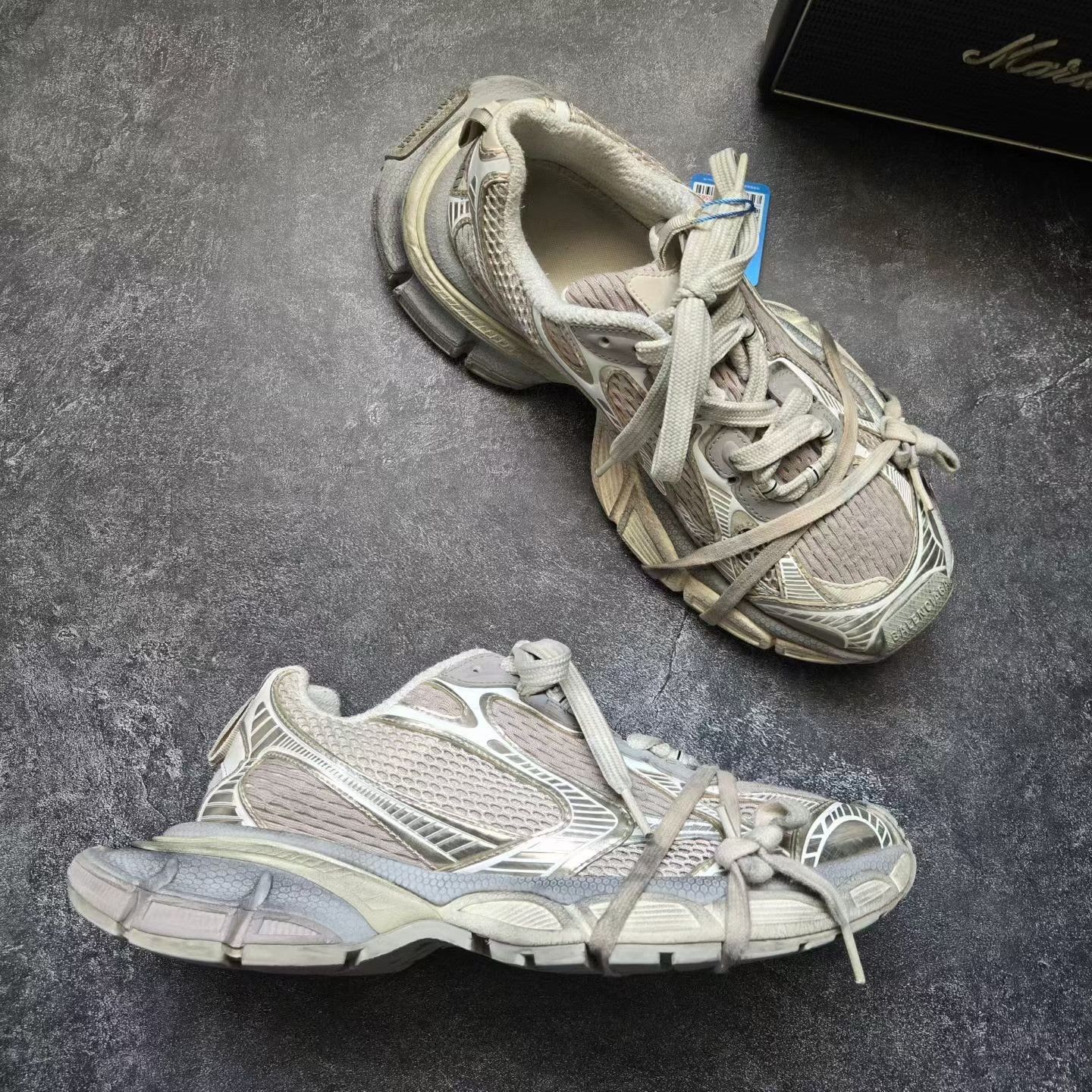 Balenciaga Balenciaga Beige Lowtop Sneakers XXXL Men Size US 10 / EU 43 - 6 Thumbnail