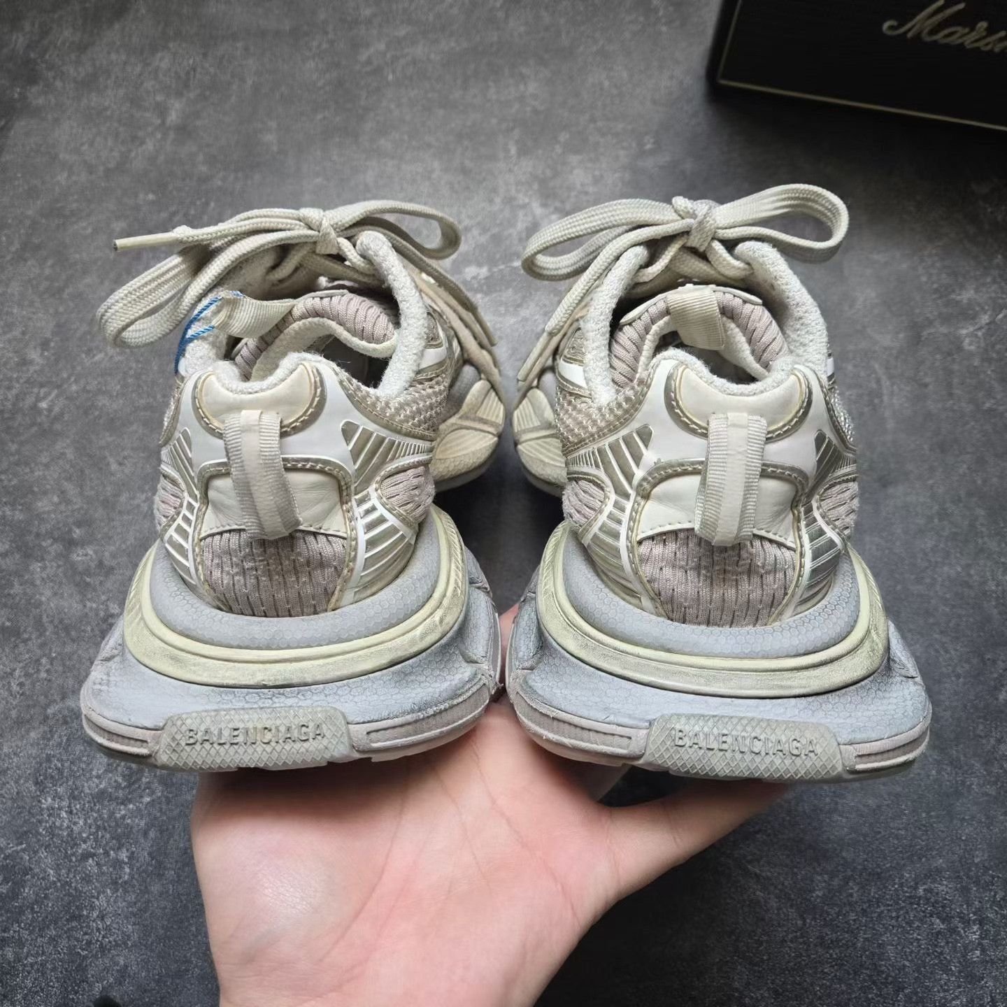 Balenciaga Balenciaga Beige Lowtop Sneakers XXXL Men Size US 10 / EU 43 - 4 Thumbnail