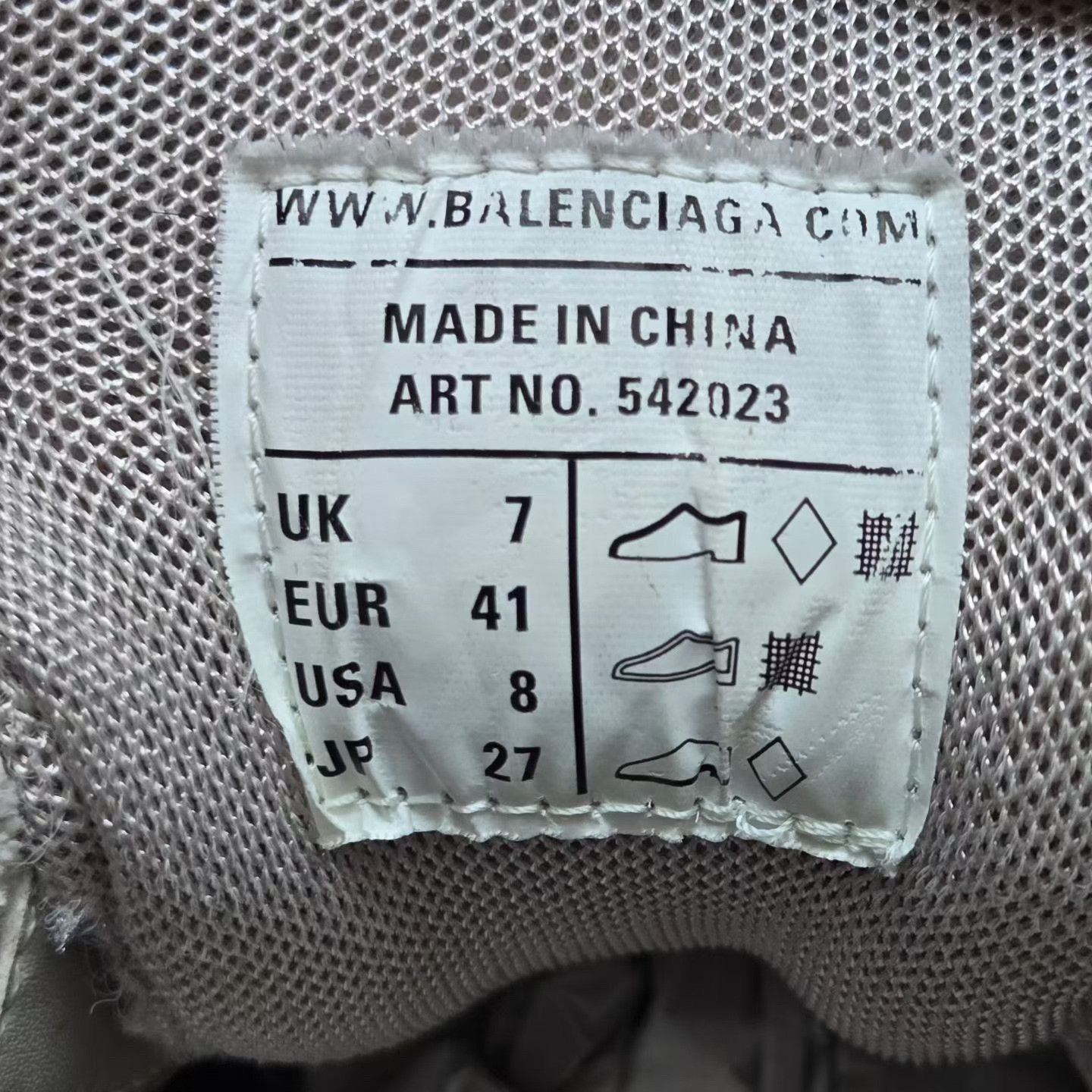 Balenciaga Balenciaga Distressed White Lowtop Sneakers 41 Men Size US 8.5 / EU 41-42 - 5 Thumbnail