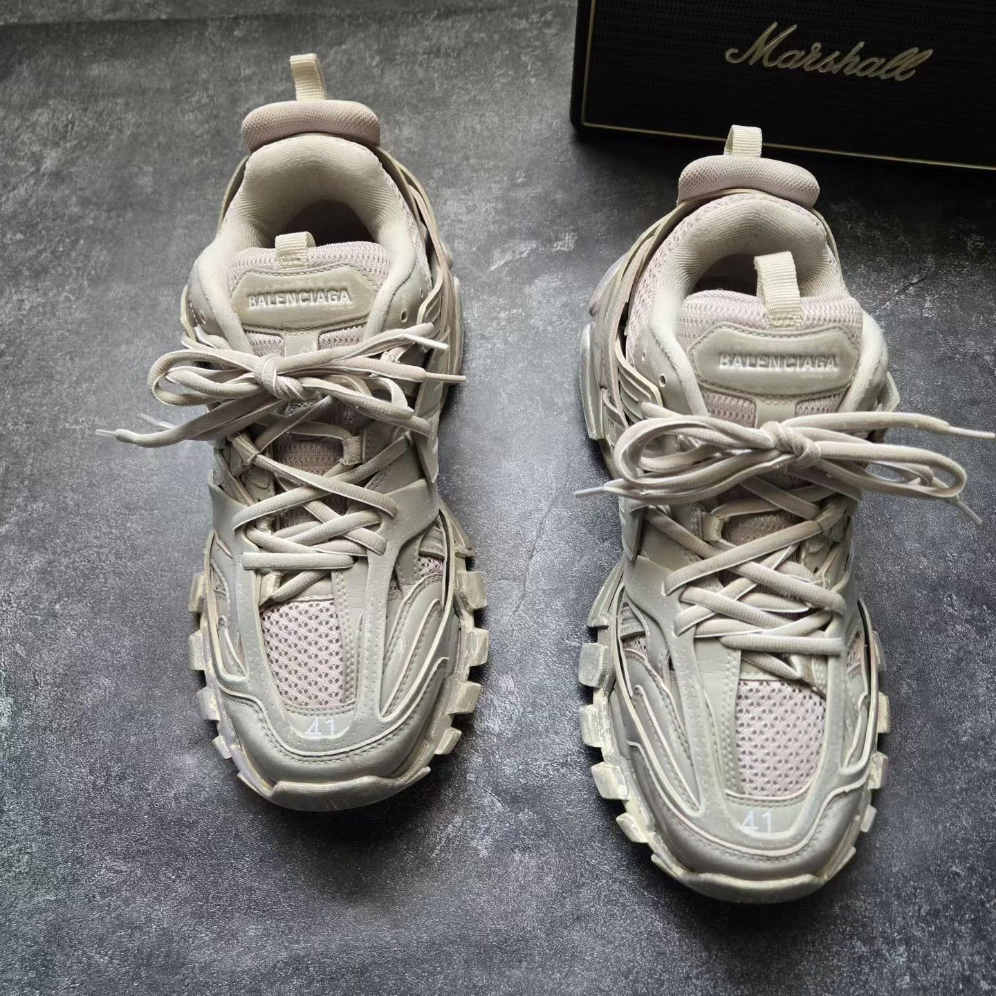 Balenciaga Balenciaga Distressed White Lowtop Sneakers 41 Men Size US 8.5 / EU 41-42 - 2 Thumbnail
