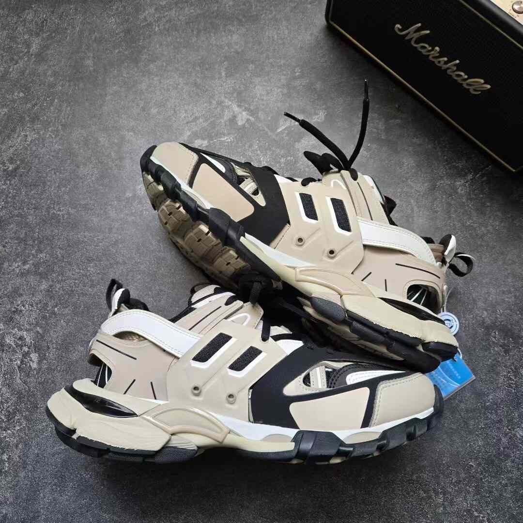 Balenciaga Balenciaga Brown Lowtop Sneakers 39 Men Size US 6.5 / EU 39-40 - 8 Thumbnail