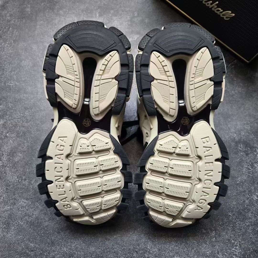 Balenciaga Balenciaga Brown Lowtop Sneakers 39 Men Size US 6.5 / EU 39-40 - 9 Thumbnail