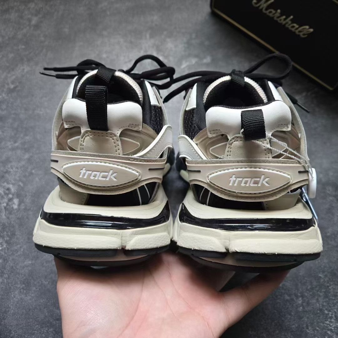 Balenciaga Balenciaga Brown Lowtop Sneakers 39 Men Size US 6.5 / EU 39-40 - 3 Thumbnail