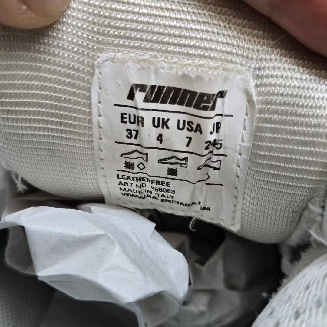 Balenciaga Balenciaga Running White Lowtop Sneakers 37 Women Size US 6.5 / IT 36.5 - 5 Thumbnail