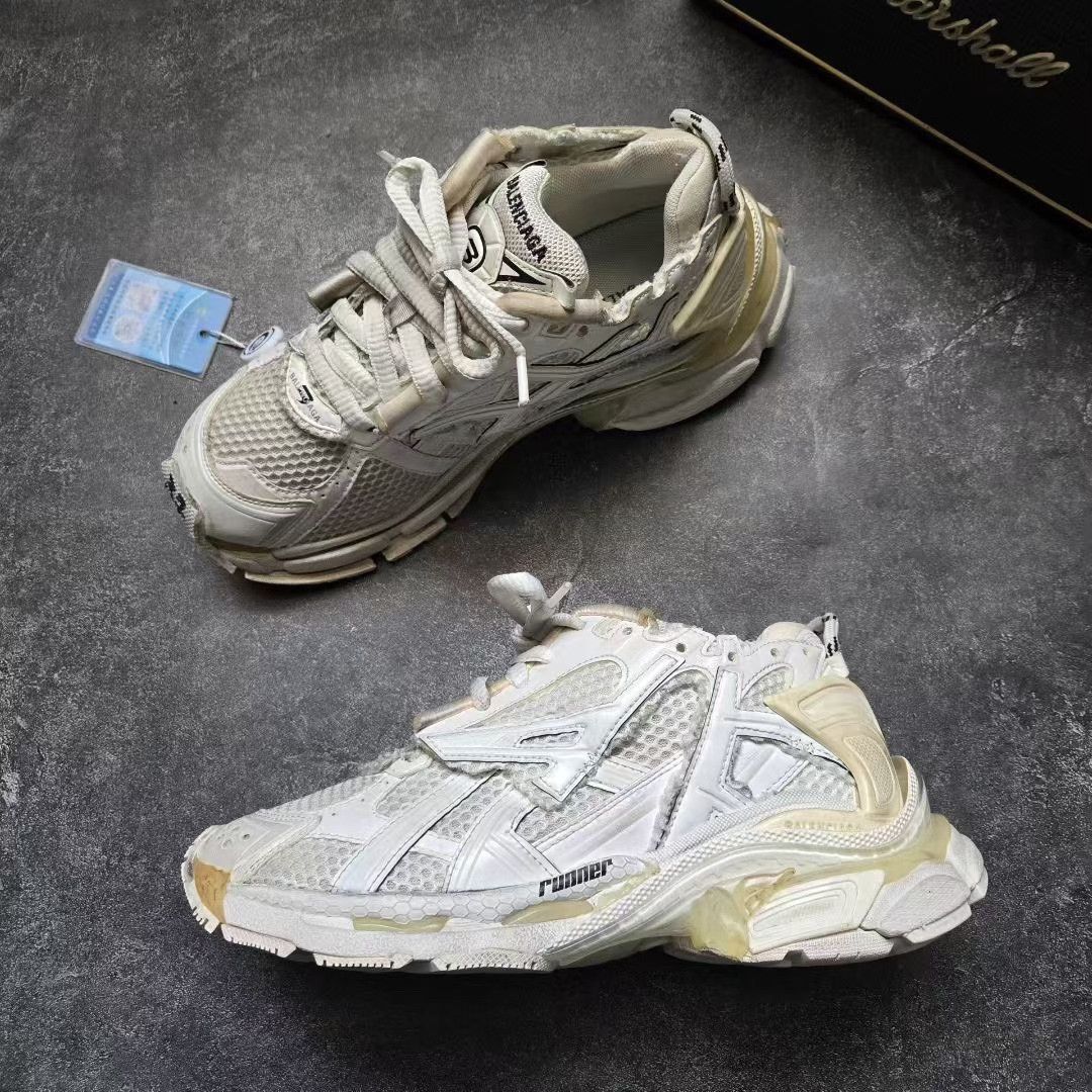 Balenciaga Balenciaga Running White Lowtop Sneakers 37 Women Size US 6.5 / IT 36.5 - 4 Thumbnail
