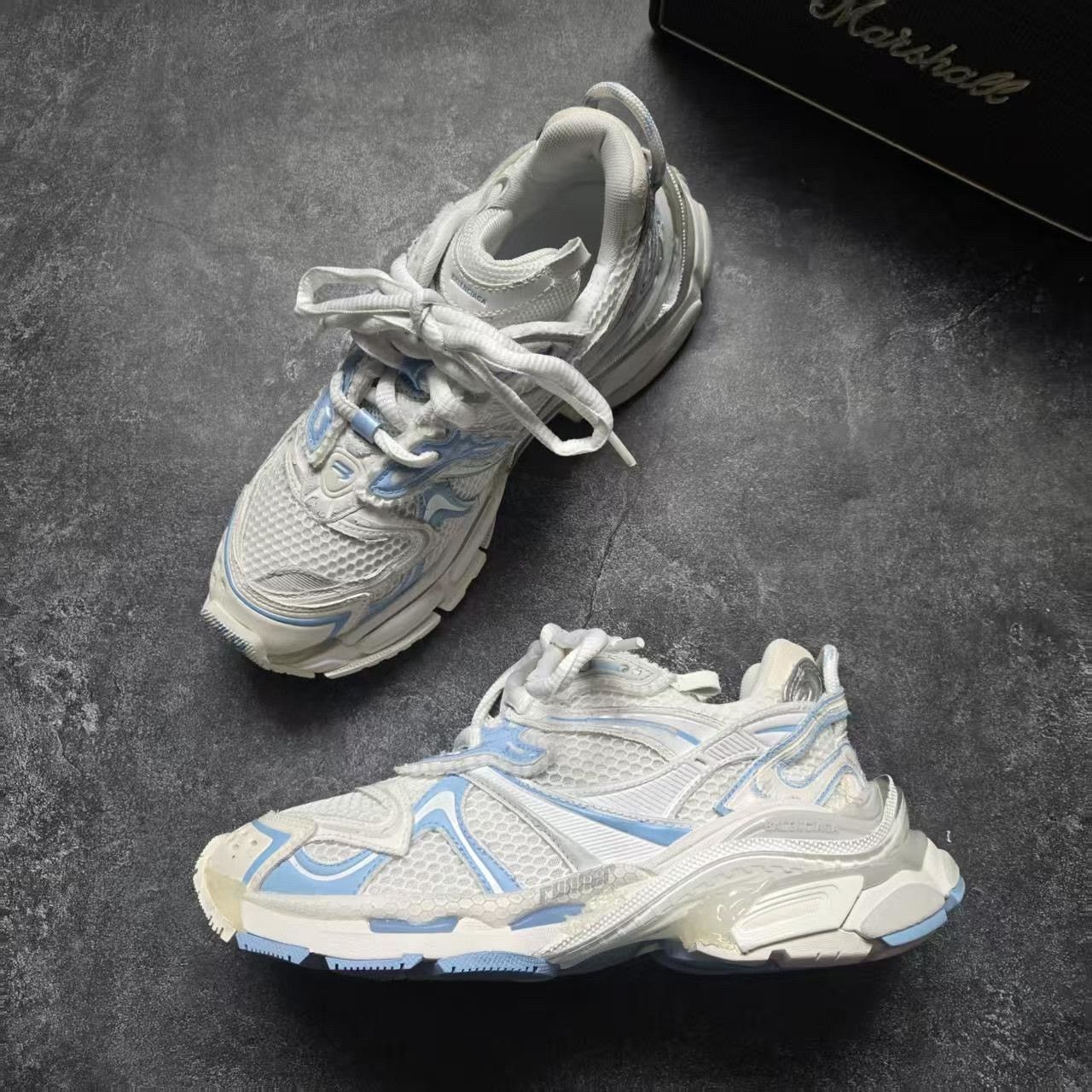 Balenciaga Balenciaga Running Blue Lowtop Sneakers 38 Women Size US 7.5 / IT 37.5 - 3 Thumbnail