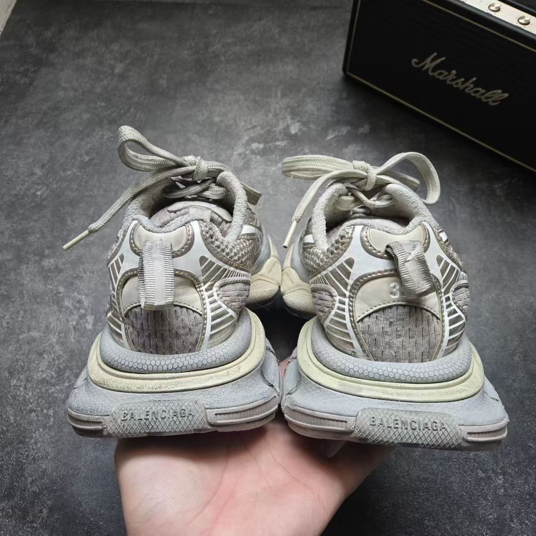 Balenciaga Balenciaga Beige Lowtop Sneakers XXXL Women Size US 8 / IT 38 - 3 Thumbnail