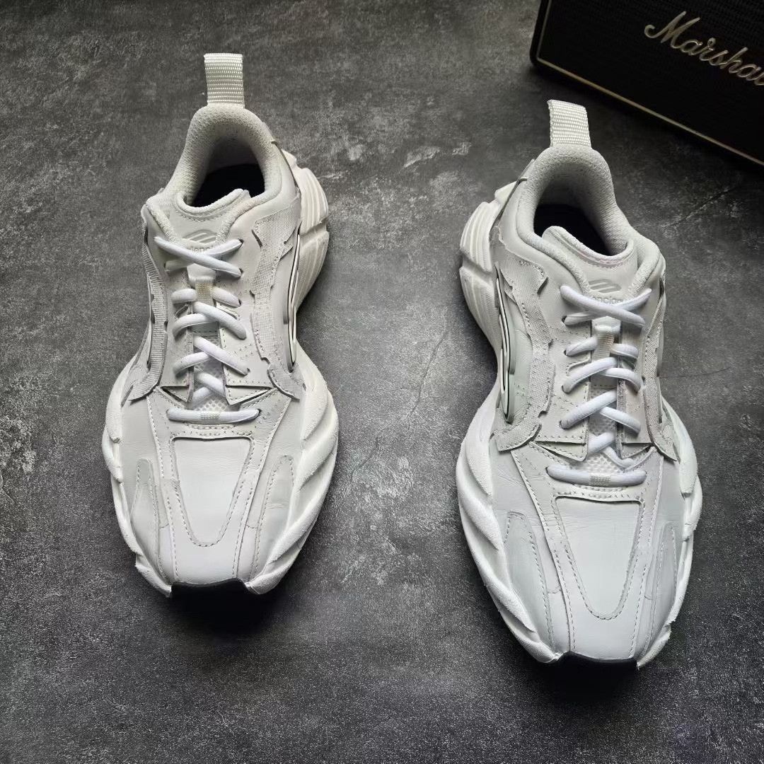 Balenciaga Balenciaga White Lowtop Sneakers 39 Men Size US 6.5 / EU 39-40 - 2 Thumbnail