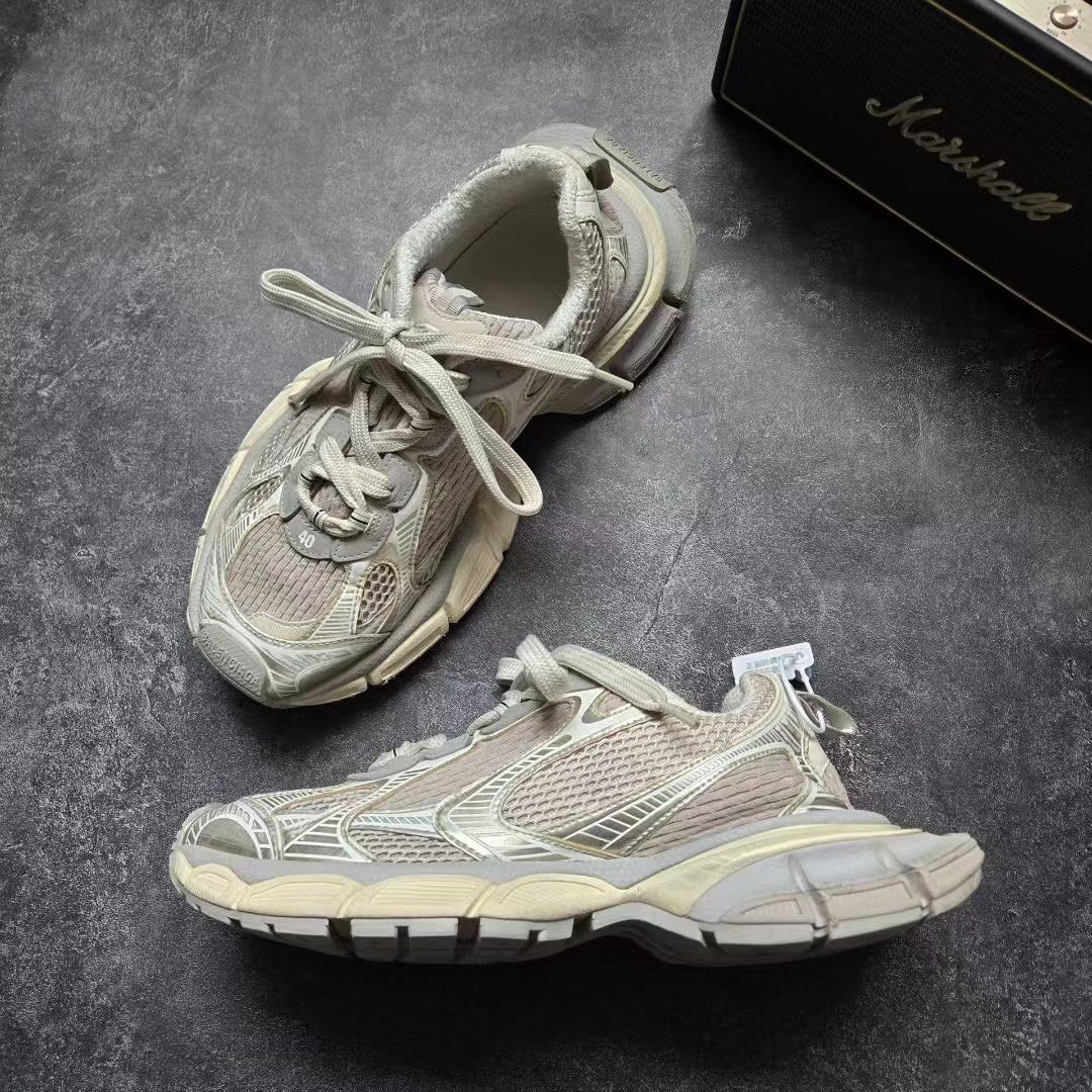 Balenciaga Balenciaga Beige Lowtop Sneakers XXXL Men Size US 10 / EU 43 - 5 Thumbnail