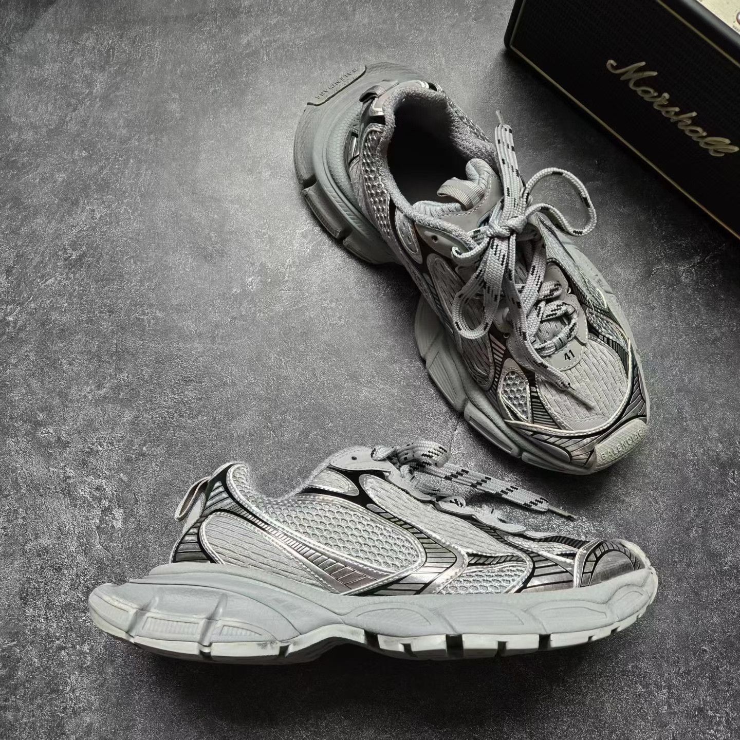 Balenciaga Balenciaga Silver Lowtop Sneakers XXXL Men Size US 10 / EU 43 - 3 Thumbnail