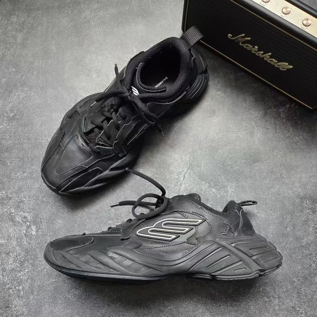 Balenciaga Balenciaga Black Lowtop Sneakers 40 Men Size US 7.5 / EU 40-41 - 3 Thumbnail